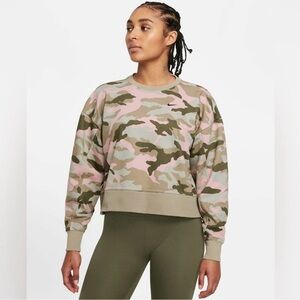 Nike Dry Get Fit Camo Cropped Sweatshirt💕